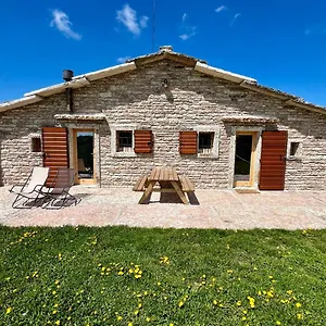 I Porsili , Erbezzo Italia